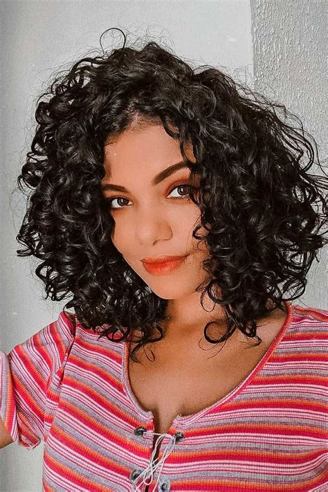 fotos para fingir que é você cabelo cacheado curto|Cabelo curto cacheado: inspire.